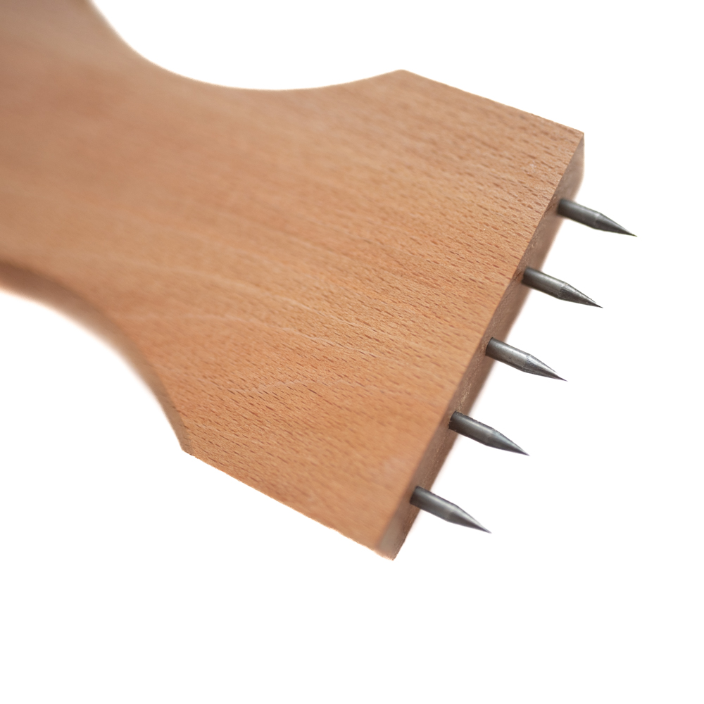 Napínač pevných popruhů dřevěný 