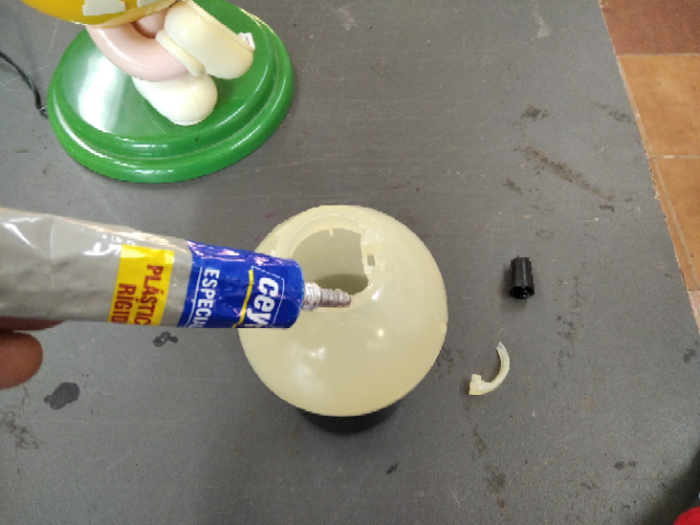 CEYS Lepidlo na tvrdé plasty